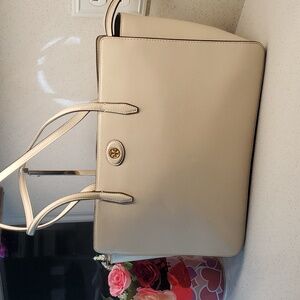 TORY BURCH Soft Pebbled Leather shoulder
